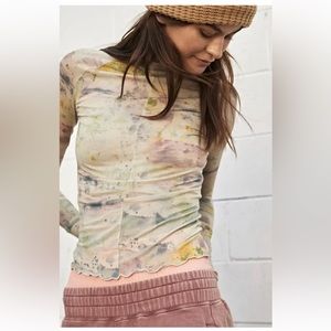 NWOT FREE PEOPLE MOVEMENT MULTI HIGH JUMP PRINTED LONG SLEEVE MOCK NECK TOP